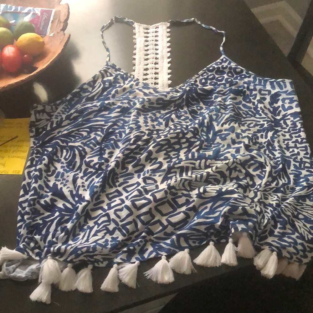 Lilly tank